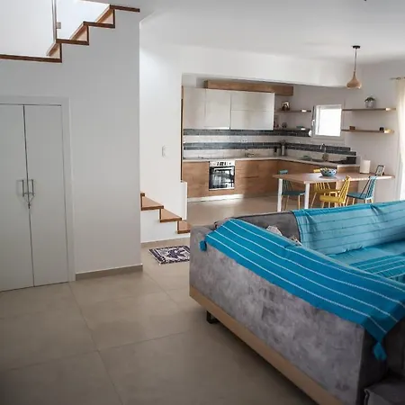 Lefkas Sunrise Luxury Appartments アパート *