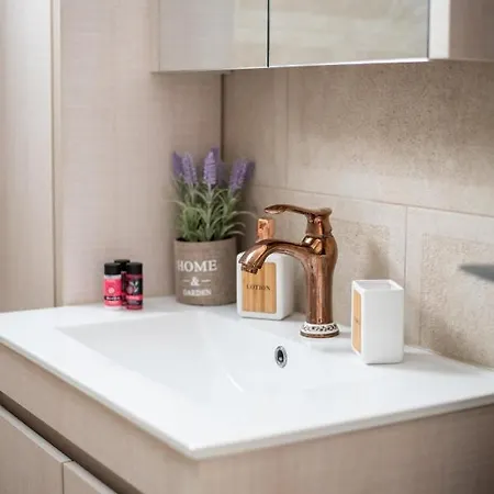 Lefkas Sunrise Luxury Appartments Appartamento Nikiana